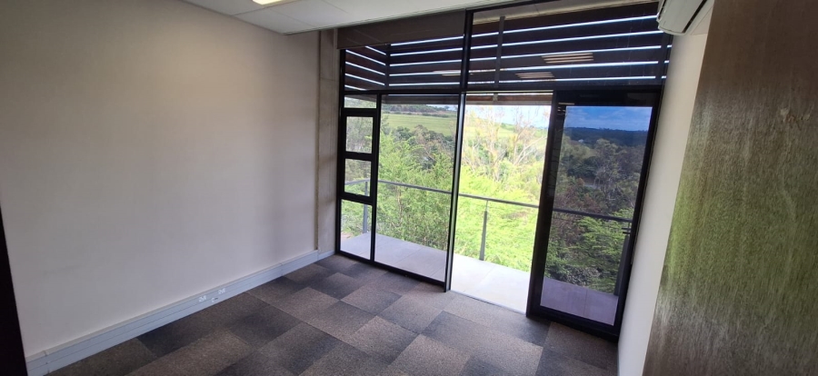 To Let commercial Property for Rent in Beacon Bay Eastern Cape